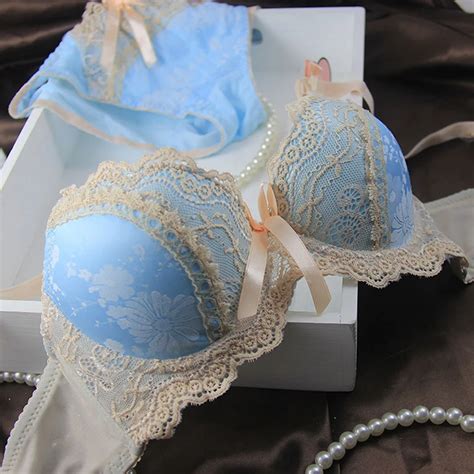 Luxury Underwear for women: panties, bras 